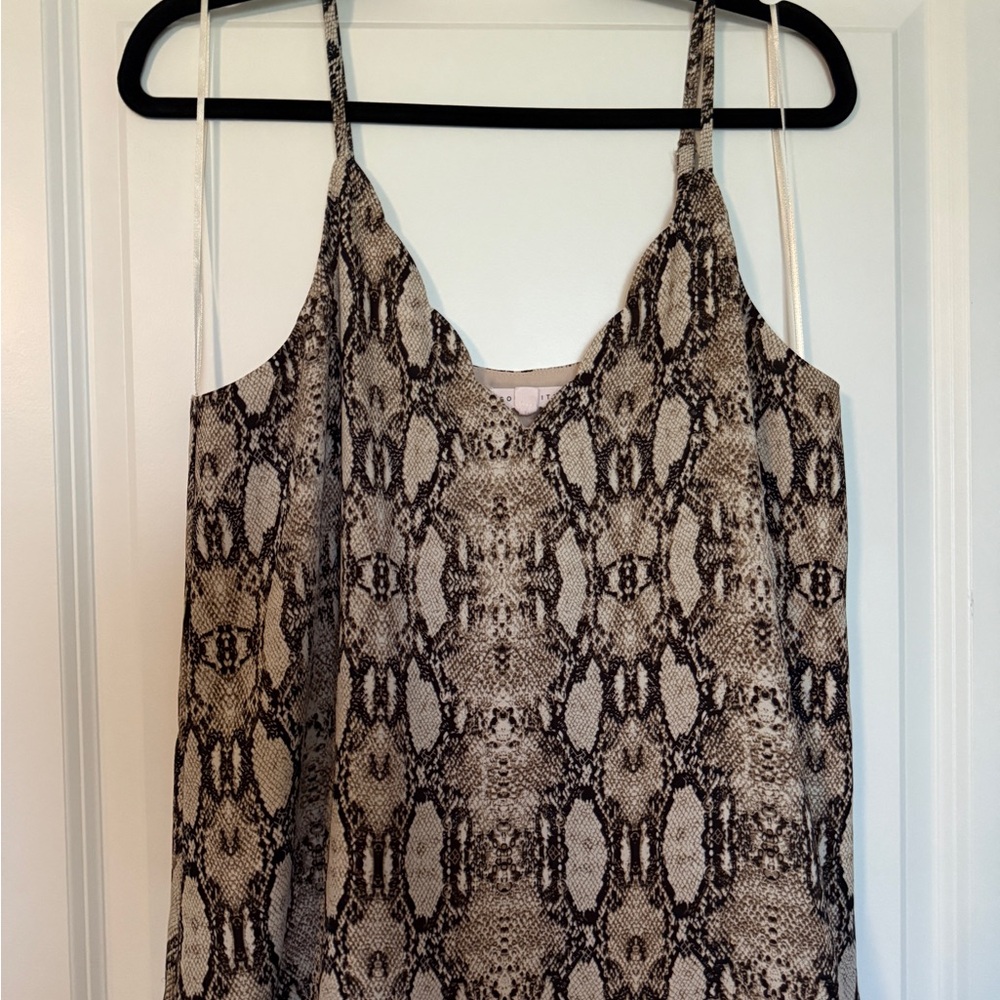 Socialite Black and Gray Fitted Camisole